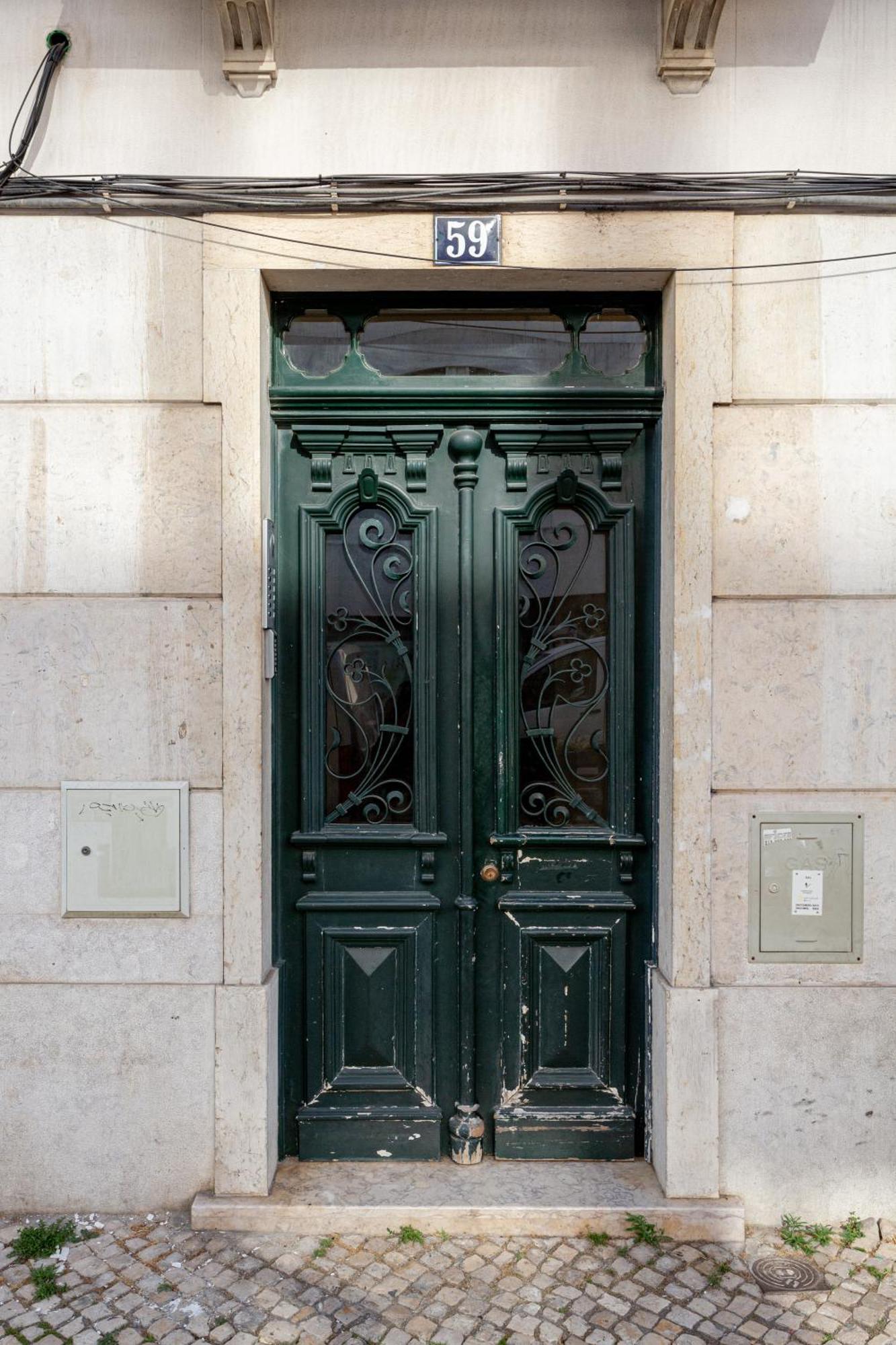 Joivy Delightful 2-bed Flat Near Park Lisboa