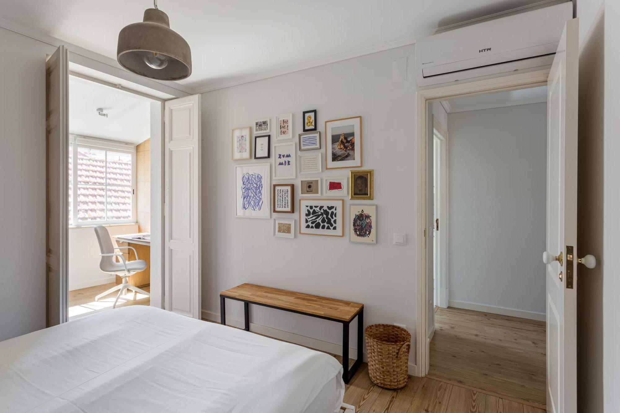 Joivy Delightful 2-bed Flat Near Park Lisboa