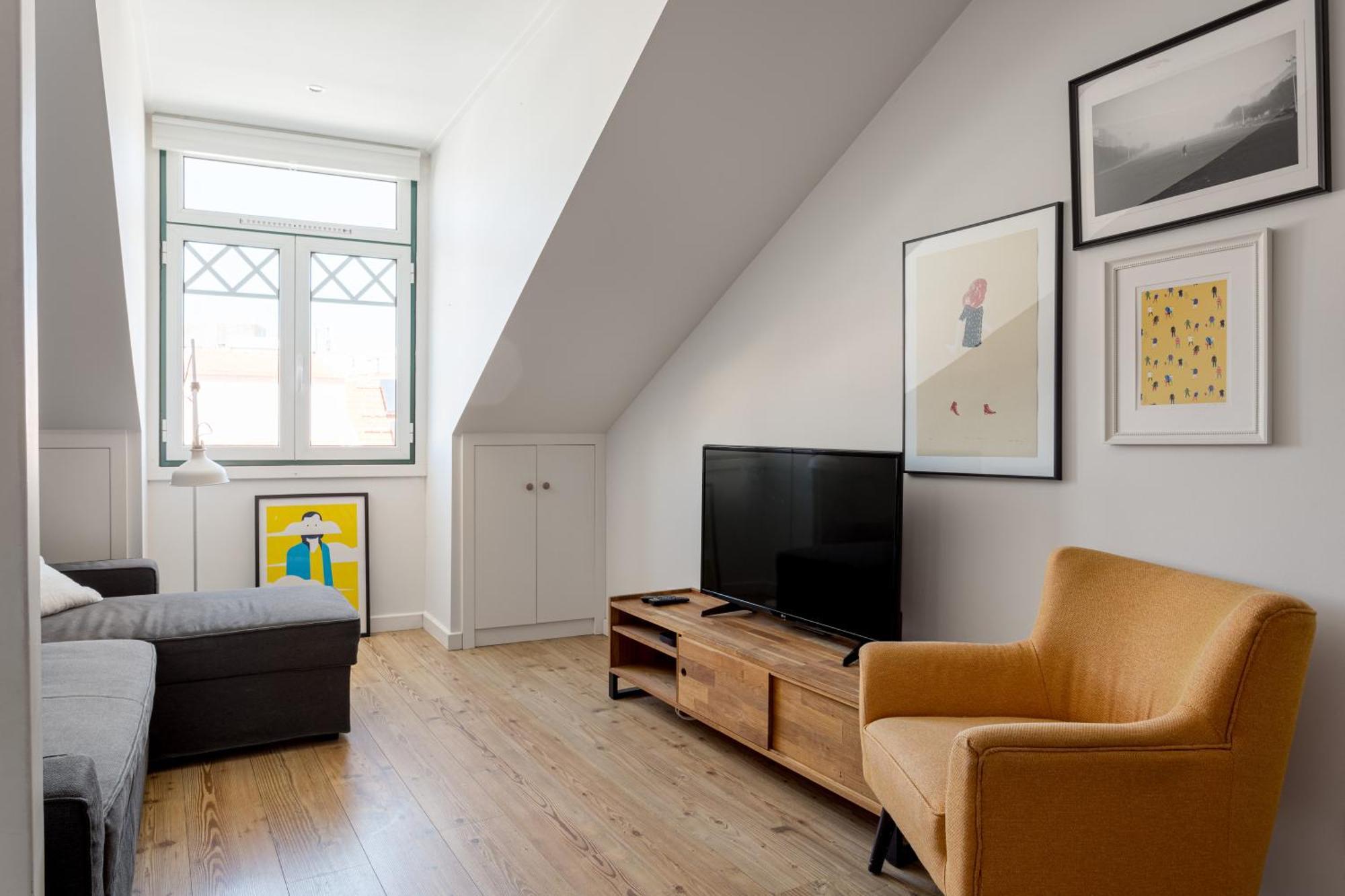 Joivy Delightful 2-bed Flat Near Park Lisboa