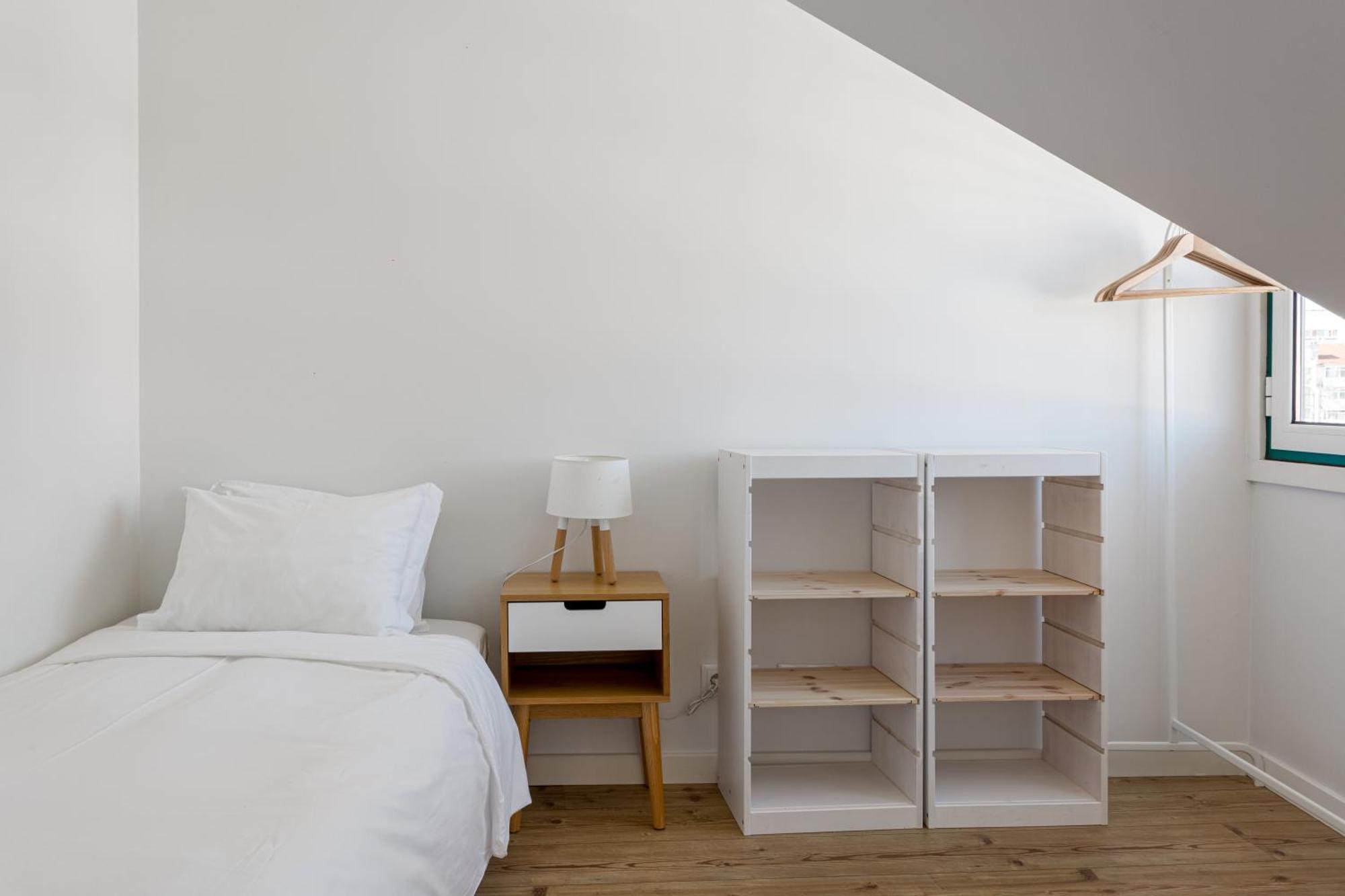 Apartamento Joivy Delightful 2-bed Flat Near Park